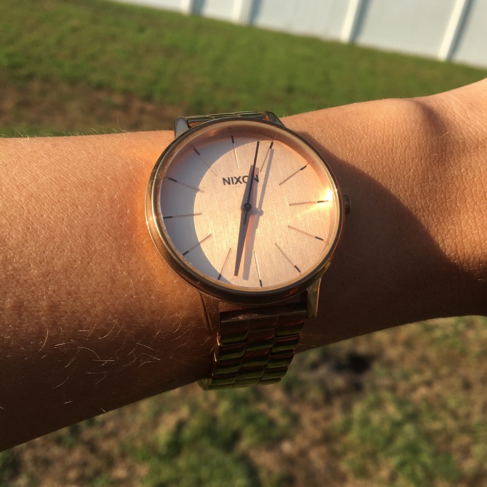 NIXON KENSINGTON ROSE GOLD WATCH - Picture 4 of 7